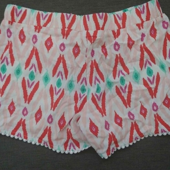 Crazy 8 Patterned Shorts - Picture 2 of 4